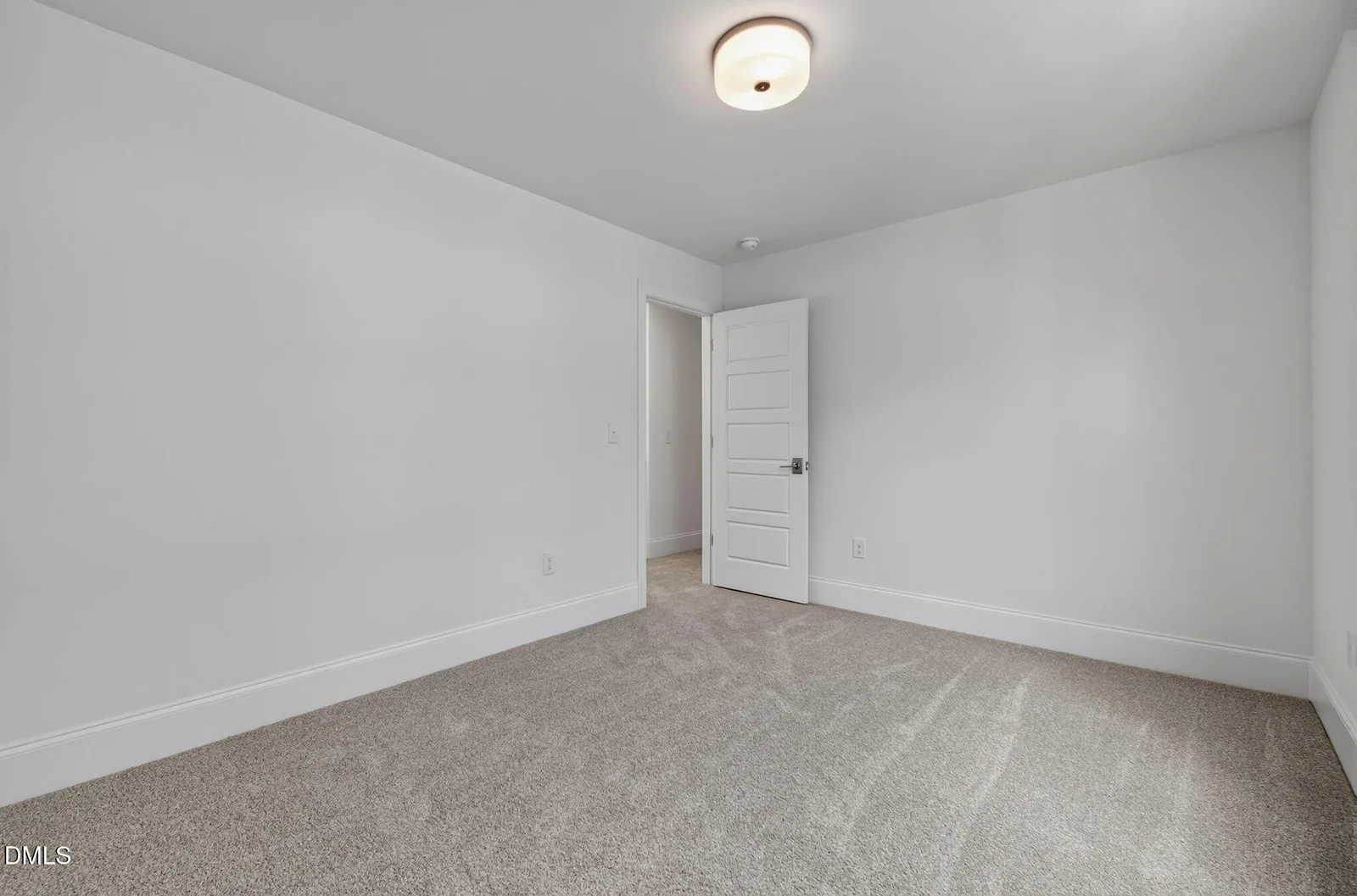 32-web-or-mls-518 Heather Drive - 32