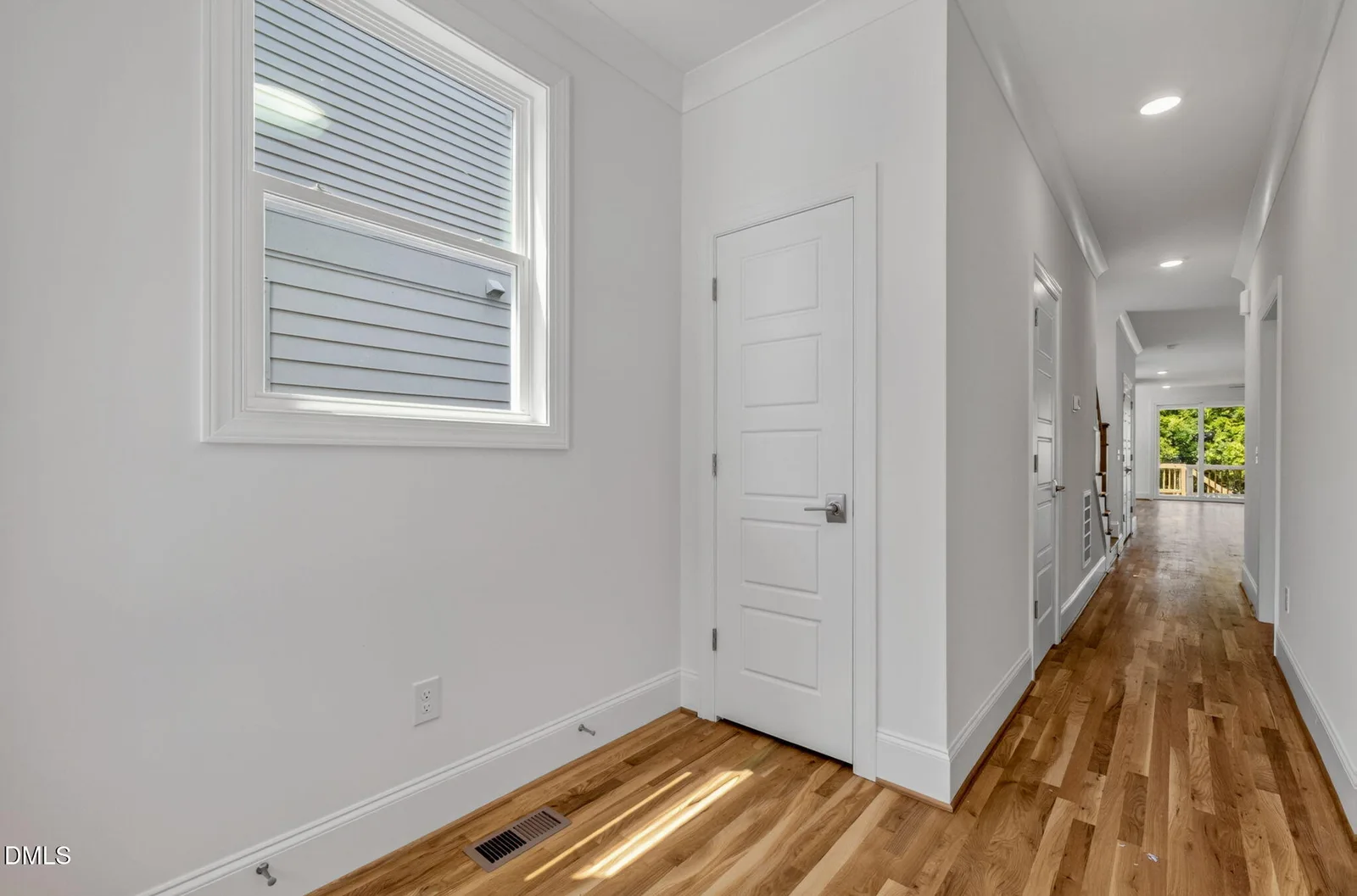 9-web-or-mls-518 Heather Drive - 9