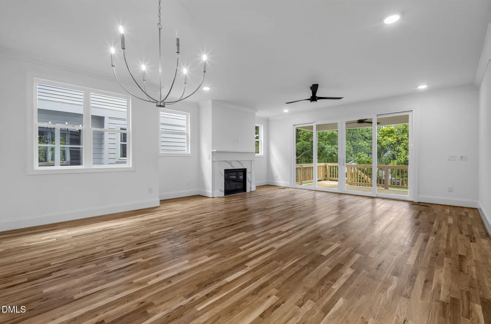21-web-or-mls-518 Heather Drive - 21