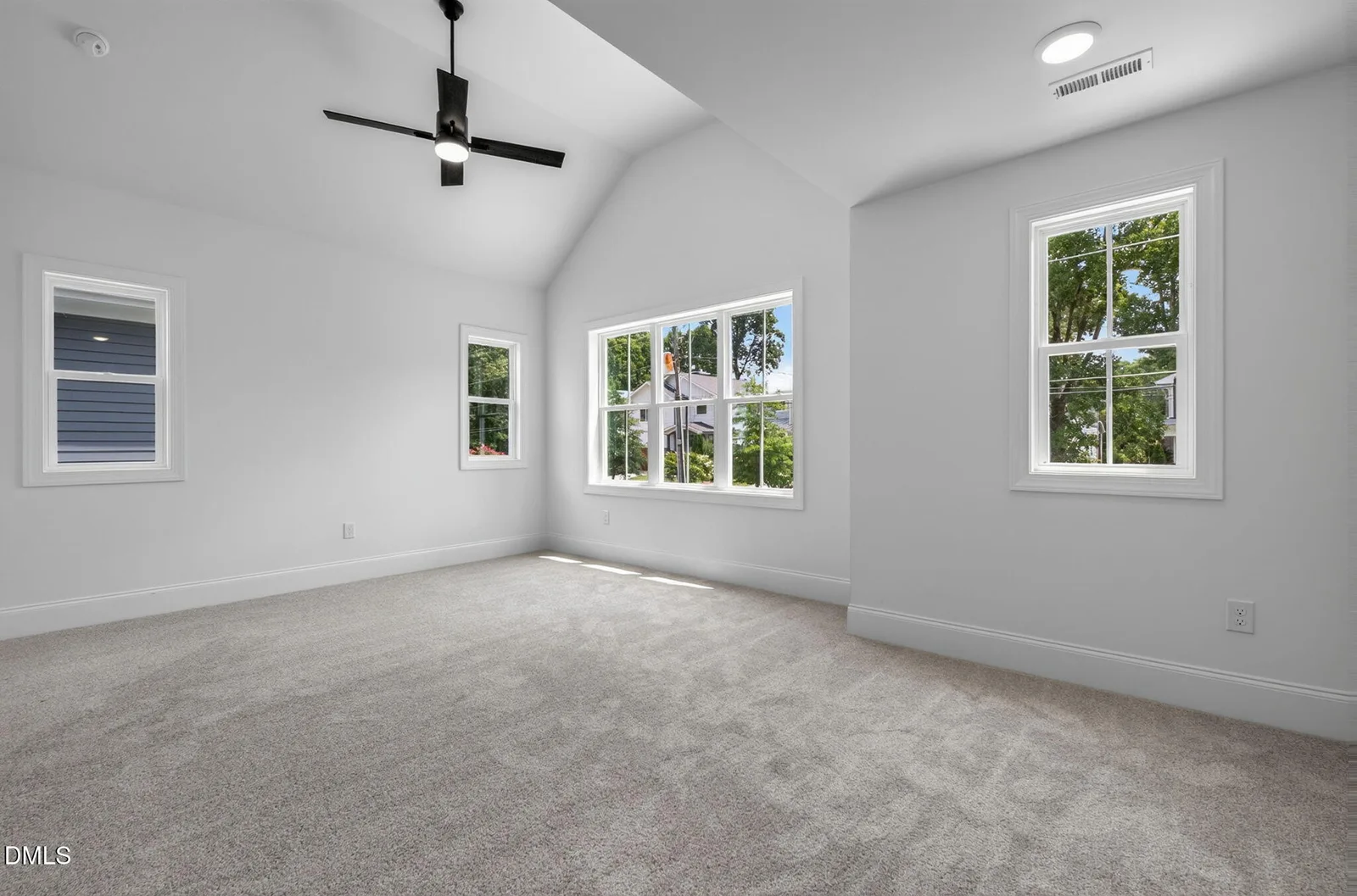 28-web-or-mls-518 Heather Drive - 28