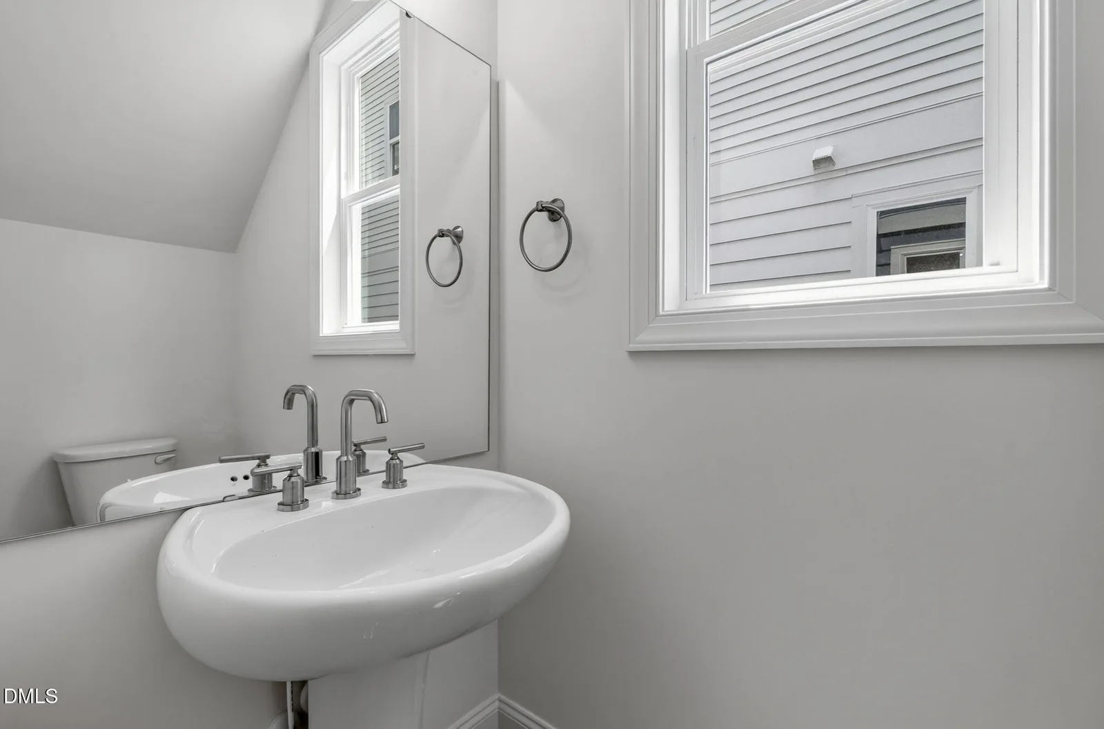 11-web-or-mls-518 Heather Drive - 11