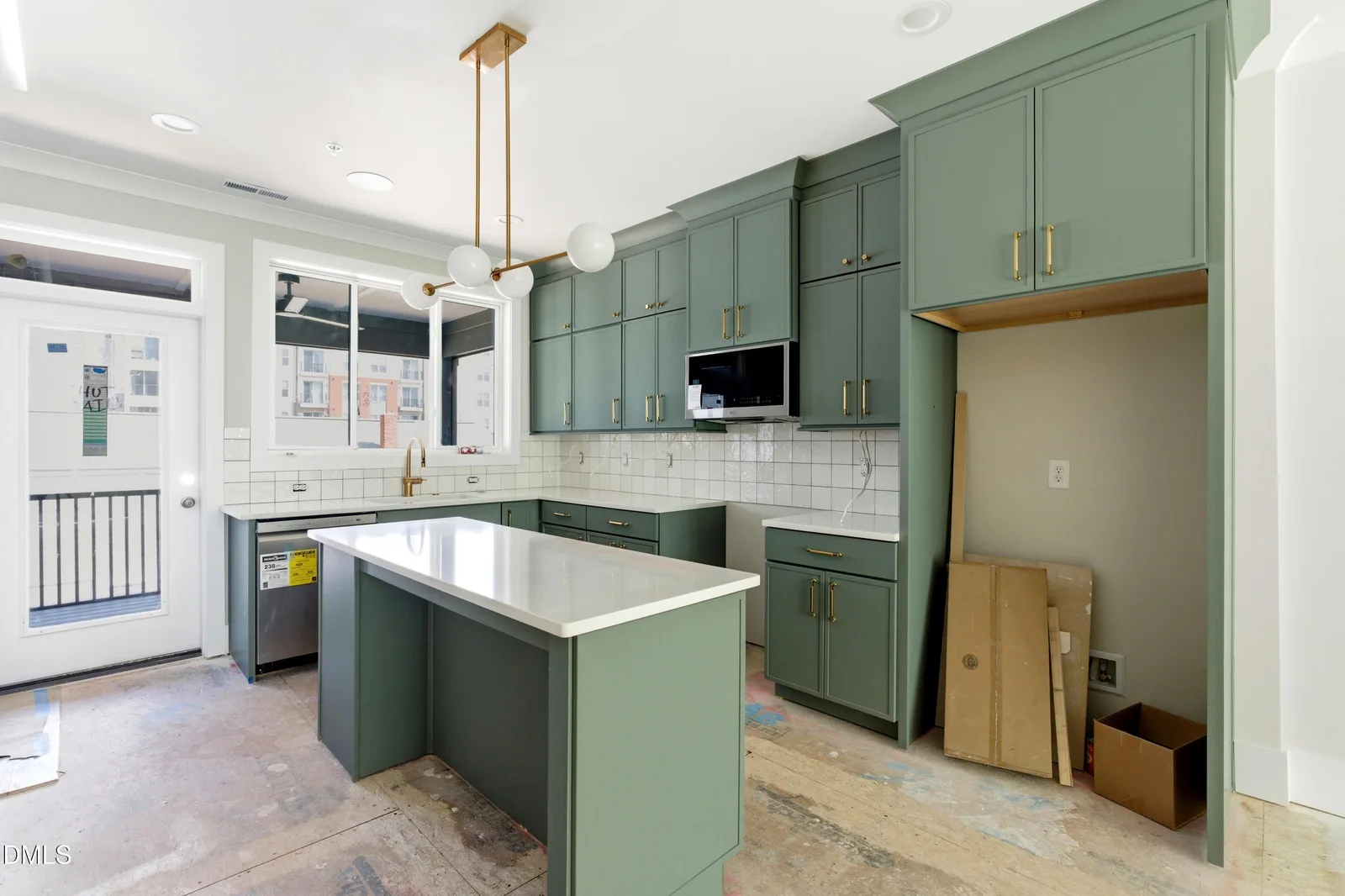 INTERIOR PHOTOS