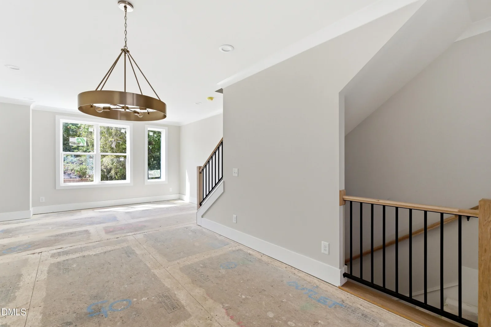 INTERIOR PHOTOS