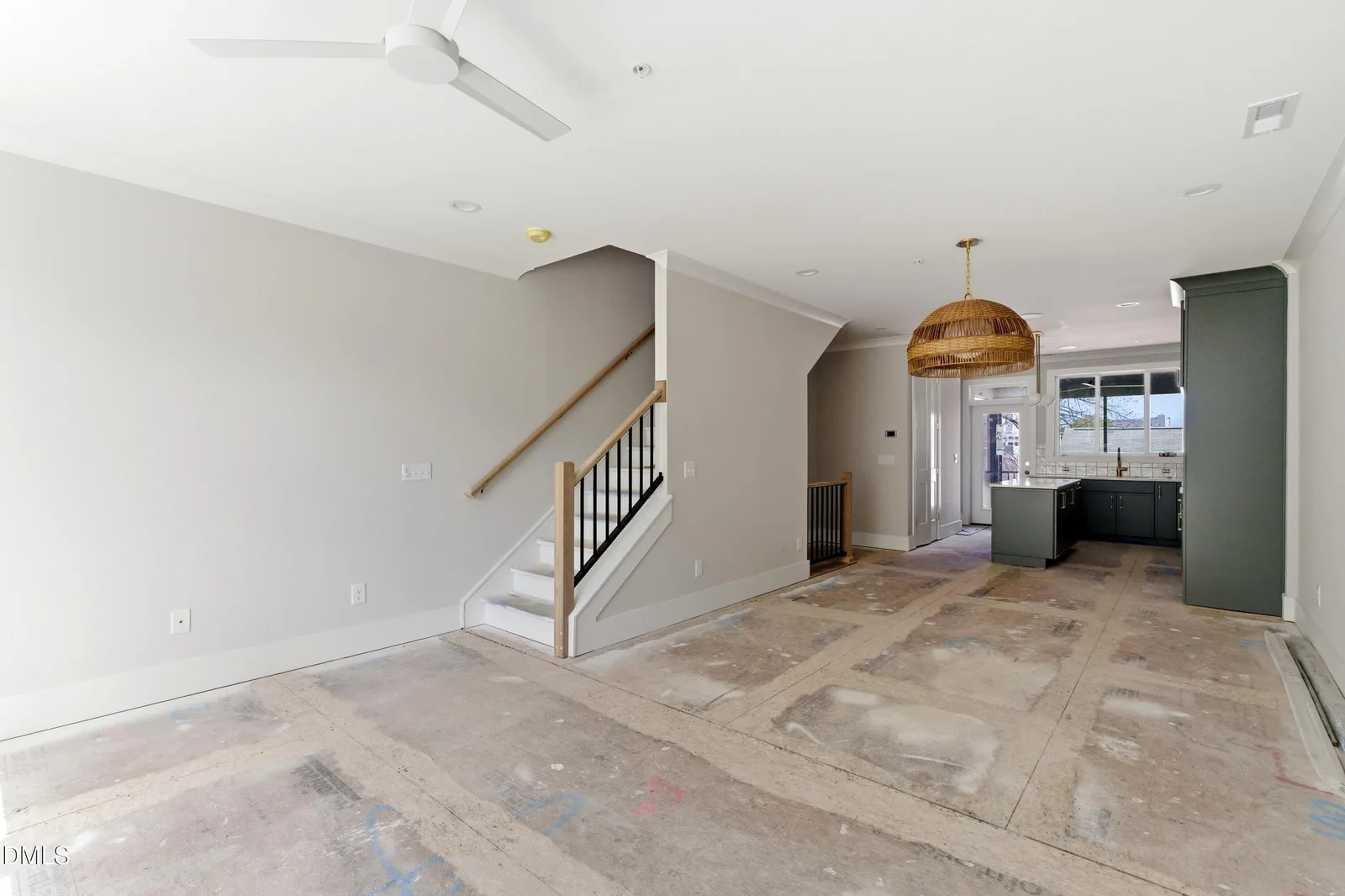 INTERIOR PHOTOS