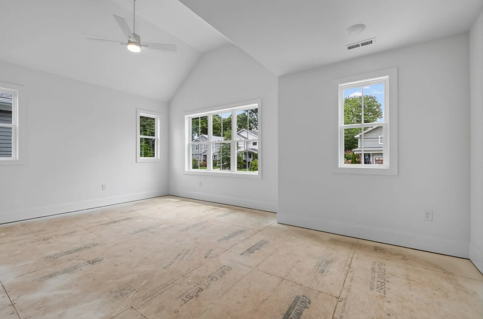 516 1/2 Heather Drive, photo 11