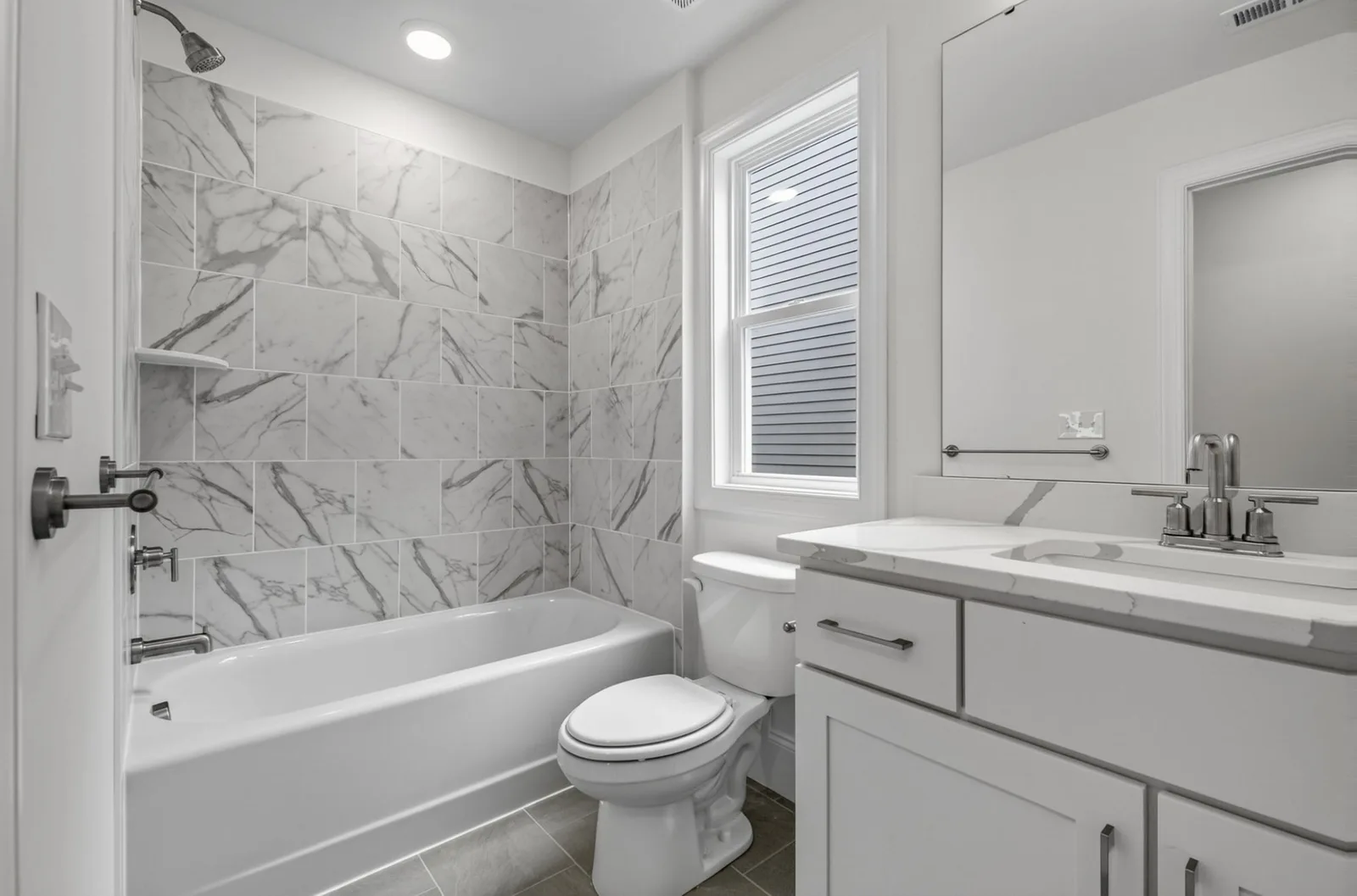 516 1/2 Heather Drive, photo 12
